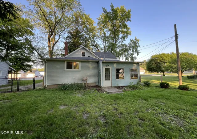 Homes for sale in Liberty Center, OH | 713 East St, Liberty Center, OH 43532 | MLS# 10008439