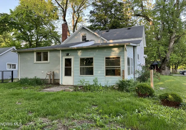 Homes for sale in Liberty Center, OH | 713 East St, Liberty Center, OH 43532 | MLS# 10008439