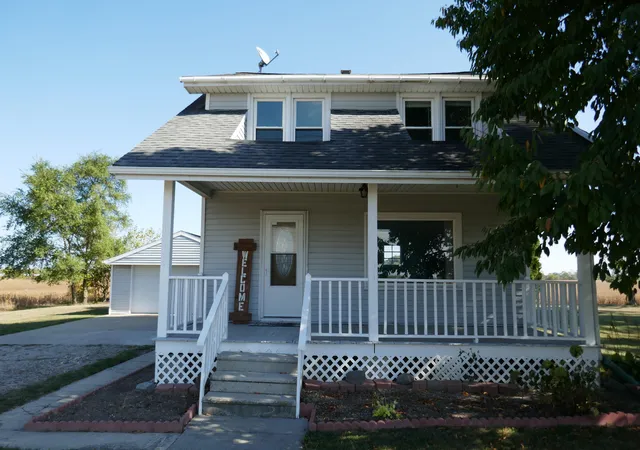 4th image of 29658 Tracy Rd, Walbridge, OH 43465 | MLS# 10008322