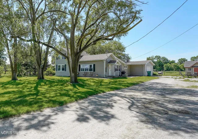 2nd image of 22280 W Hellwig Rd, Genoa, OH 43430 | MLS# 10008604