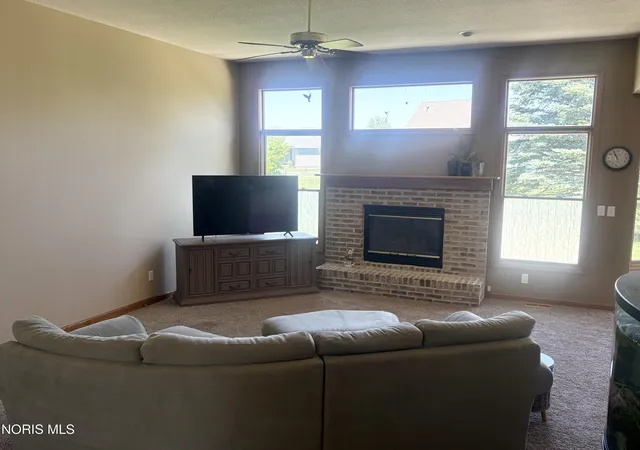 Photo 3 of Single family home for sale at 7710 Wellsbury Dr, Waterville, OH 43566 | MLS# 10008829 | Listing updated on 2026-07-16
