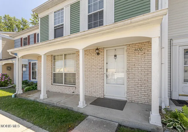 Photo 2 of Condo for sale at 4420 Rose Garden Dr #7, Toledo, OH 43623 | MLS# 10008390 | Listing updated on 2026-07-16