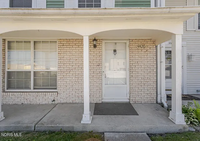 Photo 3 of Condo for sale at 4420 Rose Garden Dr #7, Toledo, OH 43623 | MLS# 10008390 | Listing updated on 2026-07-16