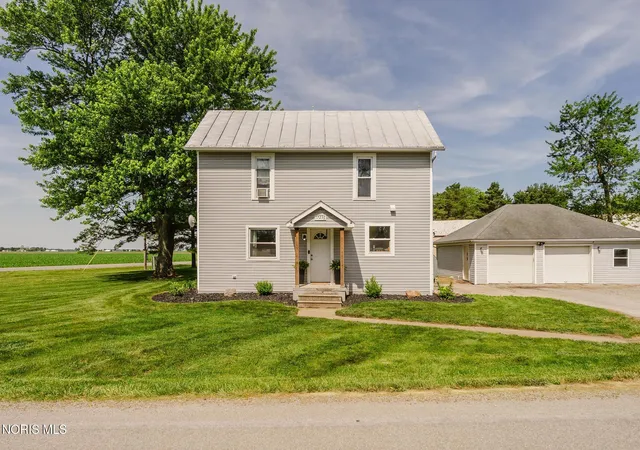 Homes for sale in Columbus Grove, OH | 17236 Road 11 J, Columbus Grove, OH 45830 | MLS# 10008398