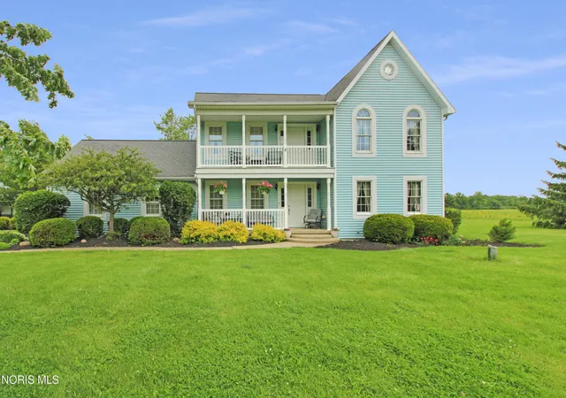 Homes for sale in Oak Harbor, OH | 9775 W Bloom Rd, Oak Harbor, OH 43449 | MLS# 10008392