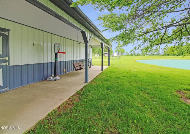 Homes for sale in Oak Harbor, OH | 9775 W Bloom Rd, Oak Harbor, OH 43449 | MLS# 10008392