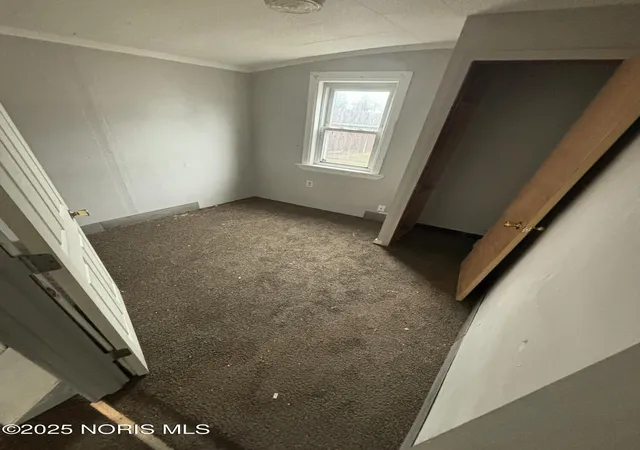 4th image of 2433 Paradise Ave, Toledo, OH 43613 | MLS# 10008421