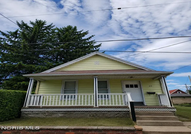 Homes for sale in Toledo, OH | 29 Magyar St, Toledo, OH 43605 | MLS# 10008465