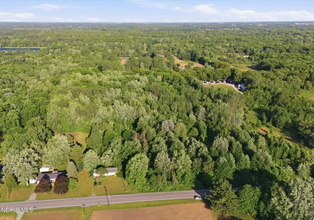Homes for sale in Swanton, OH | 6420 Prov Neap Swan Rd, Swanton, OH 43558 | MLS# 10008446