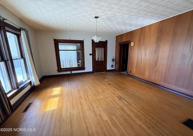 2nd image of 310 N Market St, Kenton, OH 43326 | MLS# 10008468