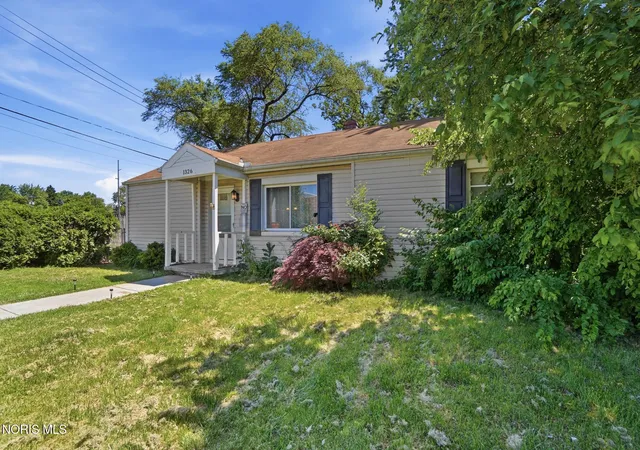 3rd image of 1326 Montain Rd, Toledo, OH 43615 | MLS# 10008586
