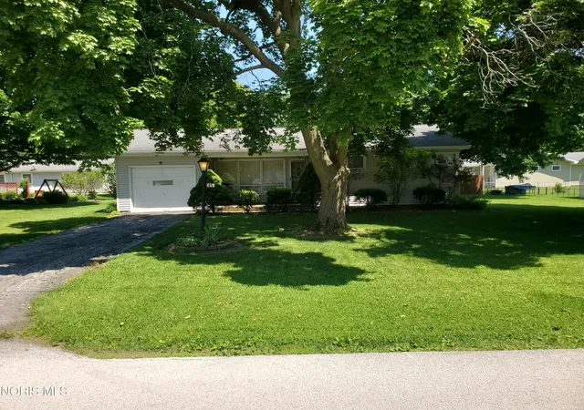 2nd image of 459 S Hazel St, Upper Sandusky, OH 43351 | MLS# 10008501