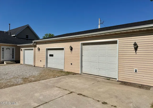 Homes for sale in Bryan, OH | 509 E Mulberry St, Bryan, OH 43506 | MLS# 10008517
