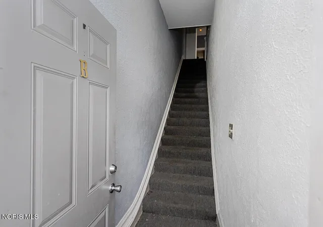 Photo 3 of House for sale at 931 N Superior St, Toledo, OH 43604 | MLS# 10008590 | Listing updated on 2026-08-21