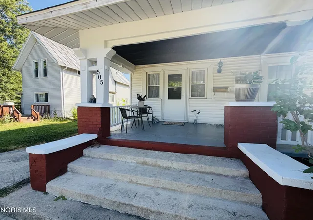 3rd image of 505 Ralston Ave, Defiance, OH 43512 | MLS# 10008539