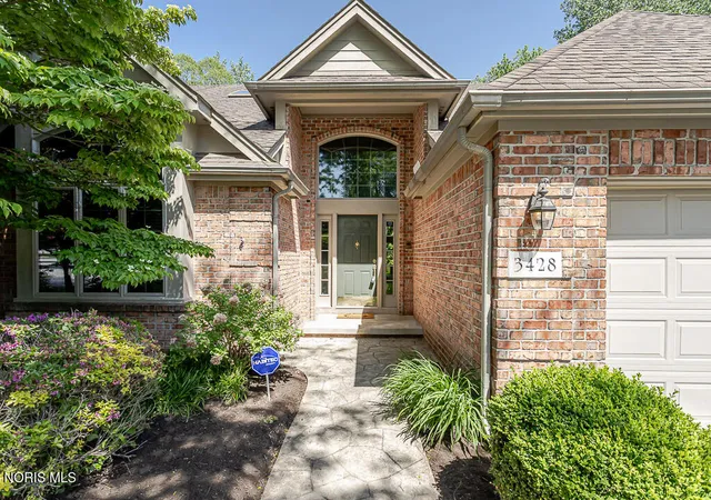 1st image of 3428 Amberwood Ln, Toledo, OH 43617 | MLS# 10008550