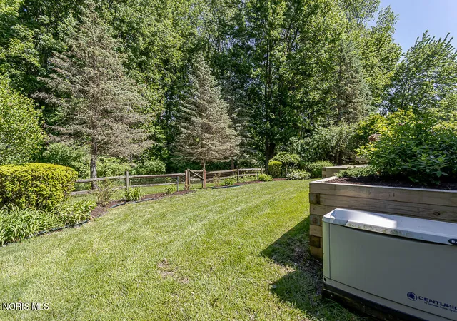 40th image of 3428 Amberwood Ln, Toledo, OH 43617 | MLS# 10008550