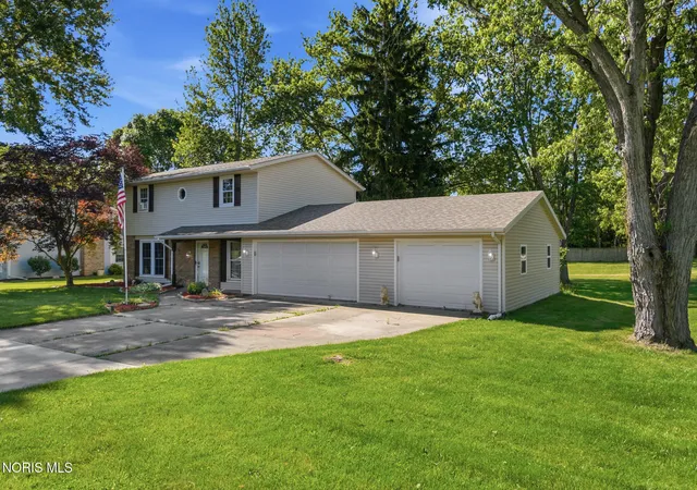 Homes for sale in Bryan, OH | 110 Norlick Dr, Bryan, OH 43506 | MLS# 10008575