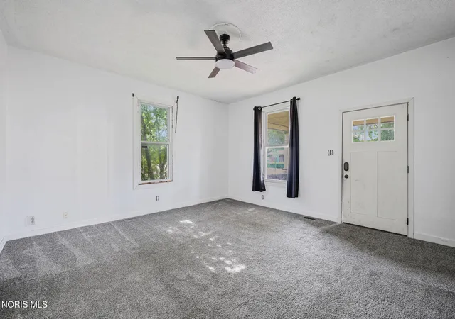 Homes for sale in Fremont, OH | 1302 Napoleon St, Fremont, OH 43420 | MLS# 10008916