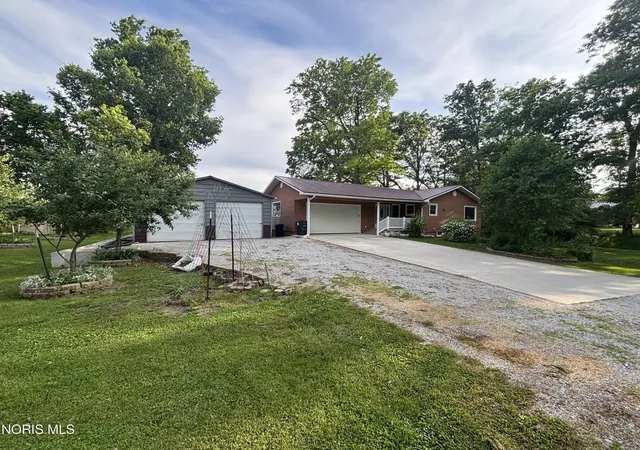 Homes for sale in Oakwood, OH | 109 Mead St, Oakwood, OH 45873 | MLS# 10008643