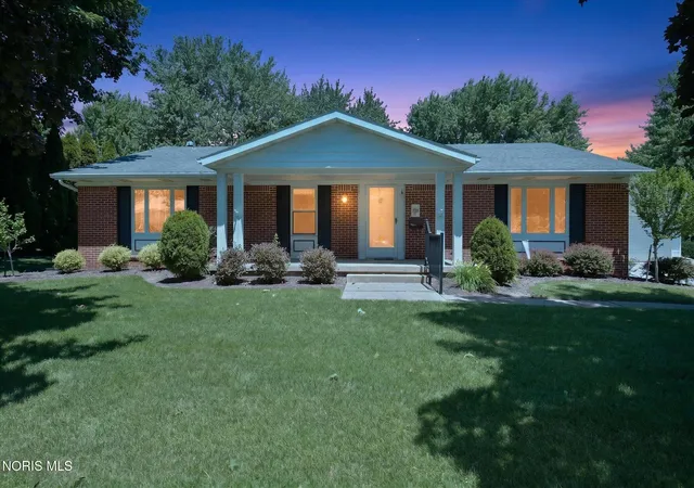 Homes for sale in Napoleon, OH | 1006 Westchester Ave, Napoleon, OH 43545 | MLS# 10008644