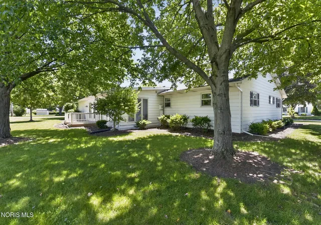 Homes for sale in Napoleon, OH | 1006 Westchester Ave, Napoleon, OH 43545 | MLS# 10008644