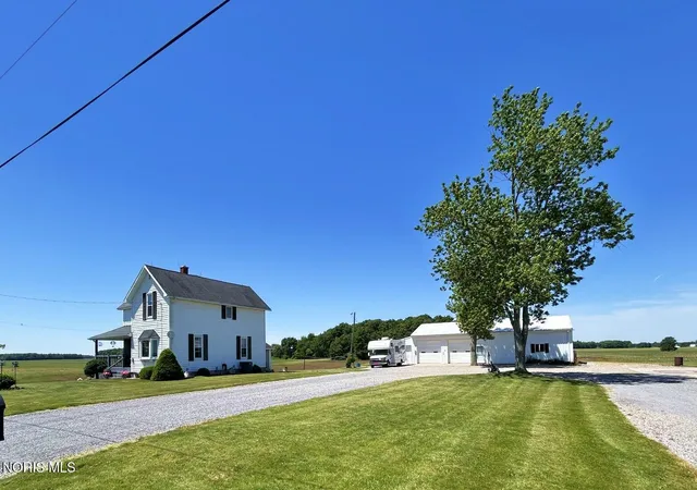 Homes for sale in Edon, OH | 7563 County Road 2, Edon, OH 43518 | MLS# 10008713