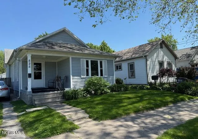 Homes for sale in Toledo, OH | 525 Plymouth St, Toledo, OH 43605 | MLS# 10008645