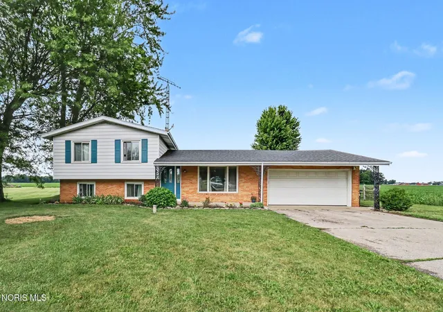 Photo 1 of Single family home for sale at 9504 Waterville Swanton Rd, Waterville, OH 43566 | MLS# 10008661 | Listing updated on 2026-09-14
