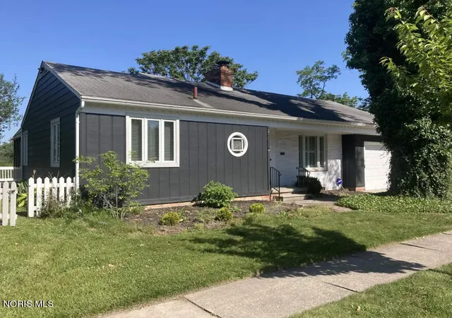 1st image of 210 River Rd, Maumee, OH 43537 | MLS# 10008693