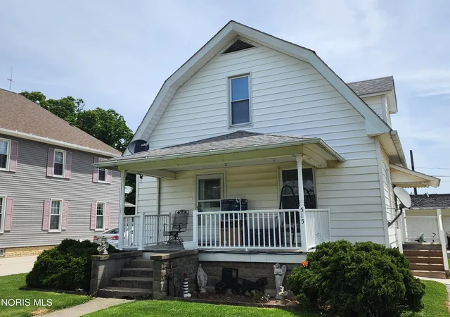 Homes for sale in Mc Clure, OH | 515 S East St, Mc Clure, OH 43534 | MLS# 10008701