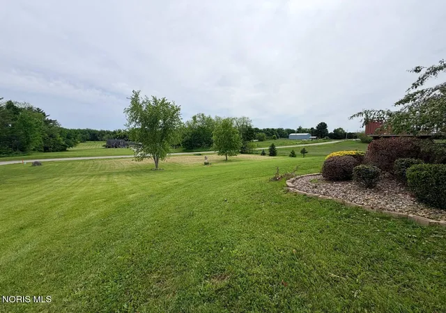 Homes for sale in Edon, OH | 19099 County Road 2, Edon, OH 43518 | MLS# 10008717
