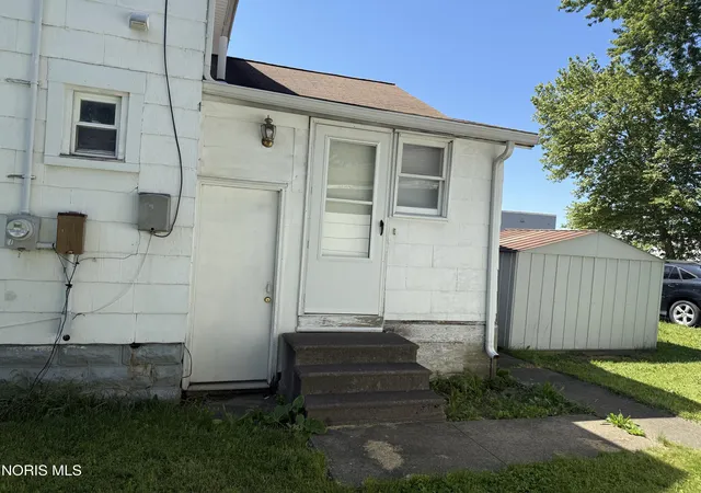Homes for sale in Fremont, OH | 315 Jackson St, Fremont, OH 43420 | MLS# 10008724