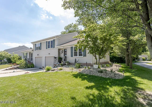 Homes for sale in Lakeside Marblehead, OH | 400 Lighthouse, Lakeside Marblehead, OH 43440 | MLS# 10008730