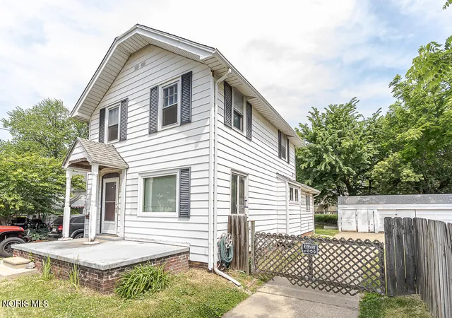 3rd image of 1916 Berdan Ave, Toledo, OH 43613 | MLS# 10008728