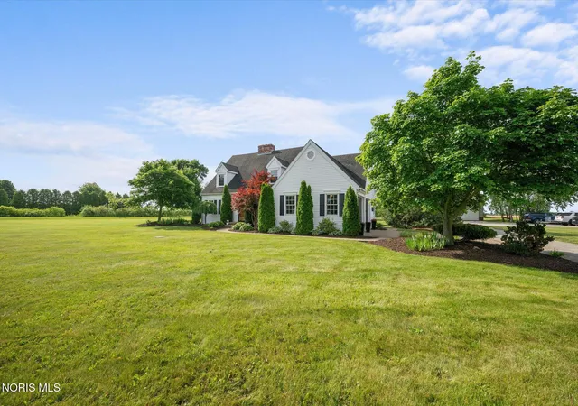 Homes for sale in Oak Harbor, OH | 11700 W Genzman Rd, Oak Harbor, OH 43449 | MLS# 10008757