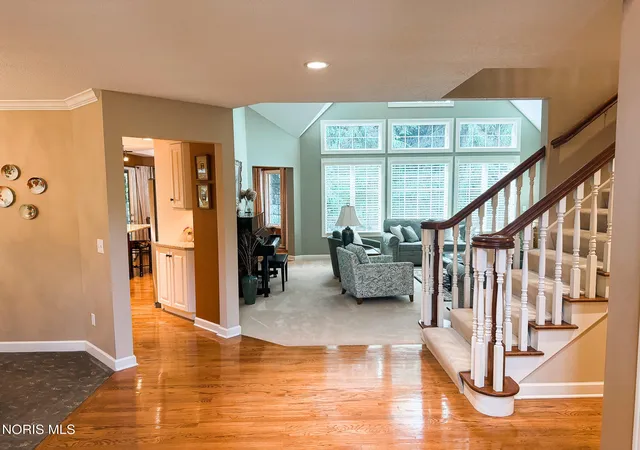 Photo 3 of House for sale at 8977 Whispering Pine Curv, Sylvania, OH 43560 | MLS# 10008787 | Listing updated on 2026-07-30