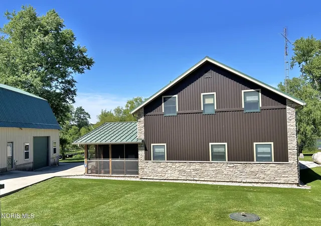Homes for sale in Montpelier, OH | 113 Wilson Dr, Montpelier, OH 43543 | MLS# 10008782