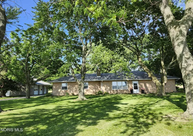 Homes for sale in Findlay, OH | 11955 State Route 37, Findlay, OH 45840 | MLS# 10008784