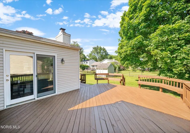 Homes for sale in Perrysburg, OH | 130 Pheasant Dr, Perrysburg, OH 43551 | MLS# 10008801