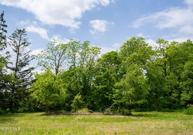 Homes for sale in Sherwood, OH | 15751 Roland Rd, Sherwood, OH 43556 | MLS# 10008820