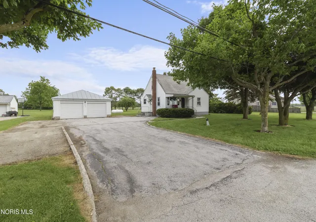 Homes for sale in Gibsonburg, OH | 4520 State Route 600, Gibsonburg, OH 43431 | MLS# 10008856