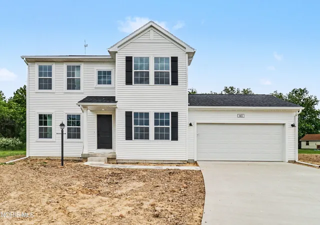 Homes for sale in Defiance, OH | 1461 Lee Ann Ave, Defiance, OH 43512 | MLS# 10008853