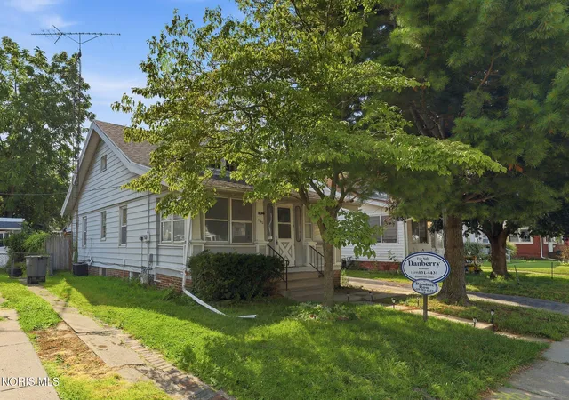 2nd image of 4140 Parrakeet Ave, Toledo, OH 43612 | MLS# 10009509