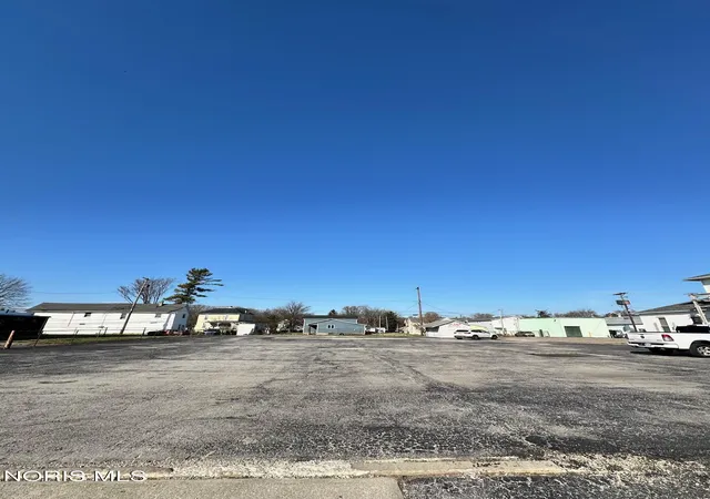 Homes for sale in Fremont, OH | 208 E State St, Fremont, OH 43420 | MLS# 10008901