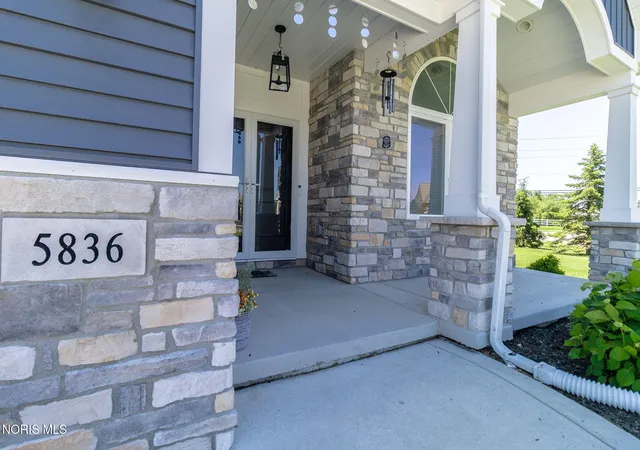 4th image of 5836 Walnut Springs Blvd, Sylvania, OH 43560 | MLS# 10008874