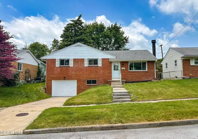 53rd image of 358 Crestway Dr, Oregon, OH 43616 | MLS# 10009024