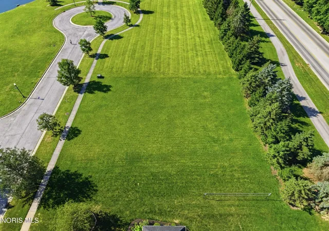 Photo 2 of Land for sale at 0 Meadowview Dr, Findlay, OH 45840 | MLS# 10008927 | Listing updated on 2026-07-24