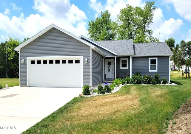 Homes for sale in Pioneer, OH | 410 N Park Ln, Pioneer, OH 43554 | MLS# 10008985