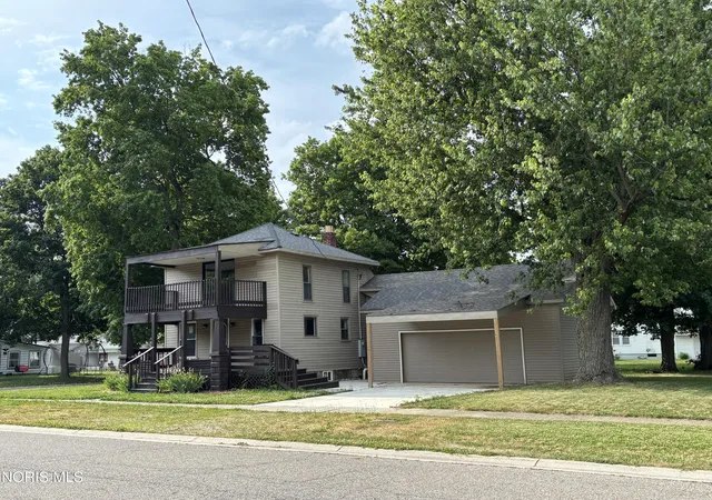 Homes for sale in Montpelier, OH | 301 E Madison St, Montpelier, OH 43543 | MLS# 10009168
